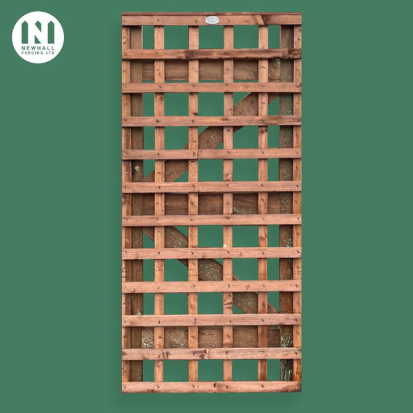 6ft timber gate with open trellis top section on a green background